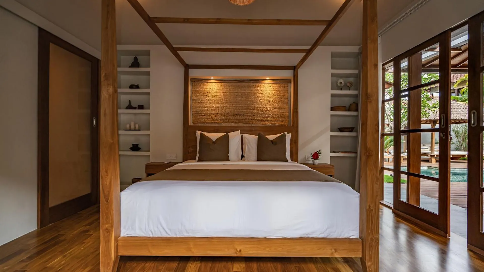 Villa Zarrin Seminyak Bali Luxury 3 Bedroom Villa